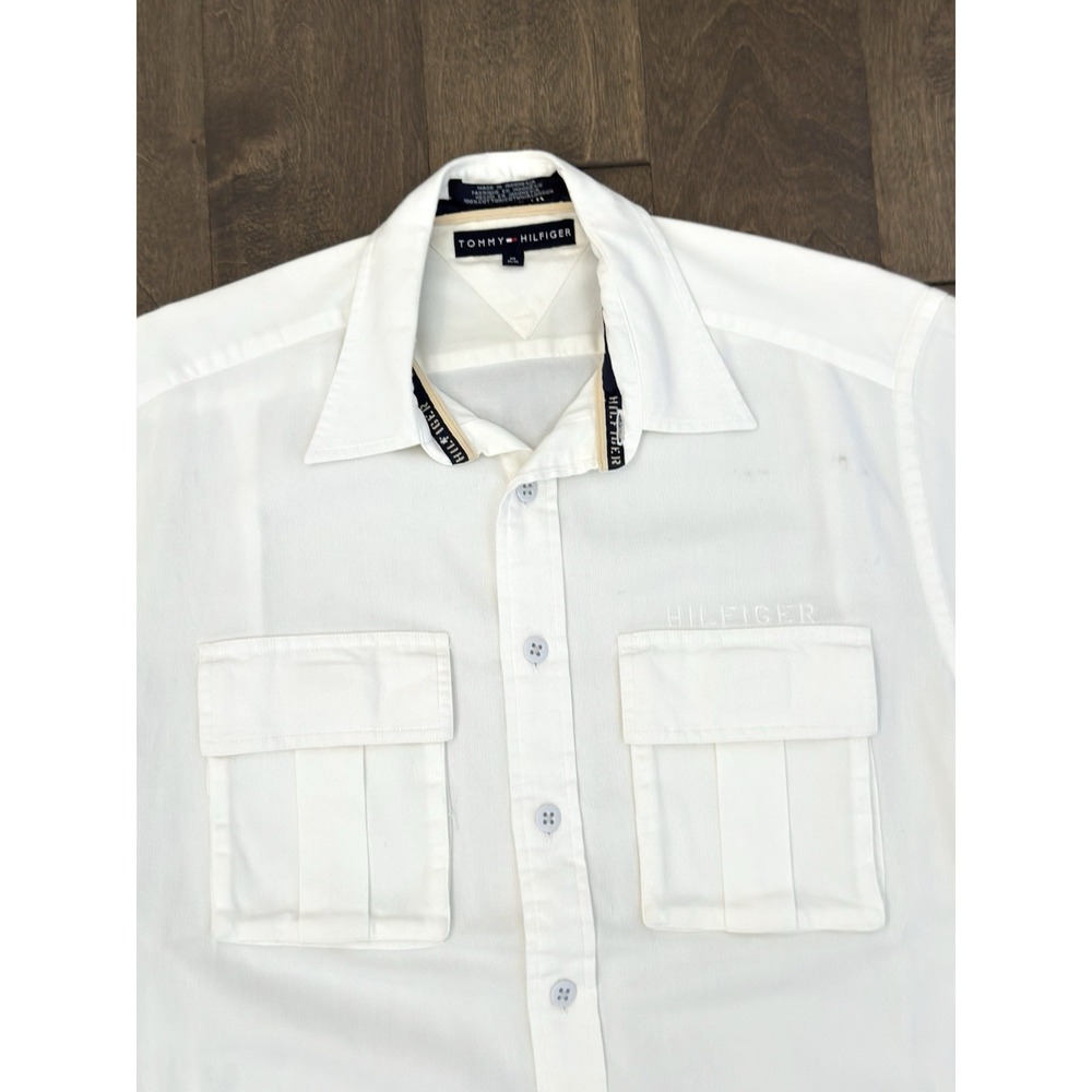Tommy Hilfiger Mens White Pockets Button Down Logo Shirt Size M Short Sleeve
